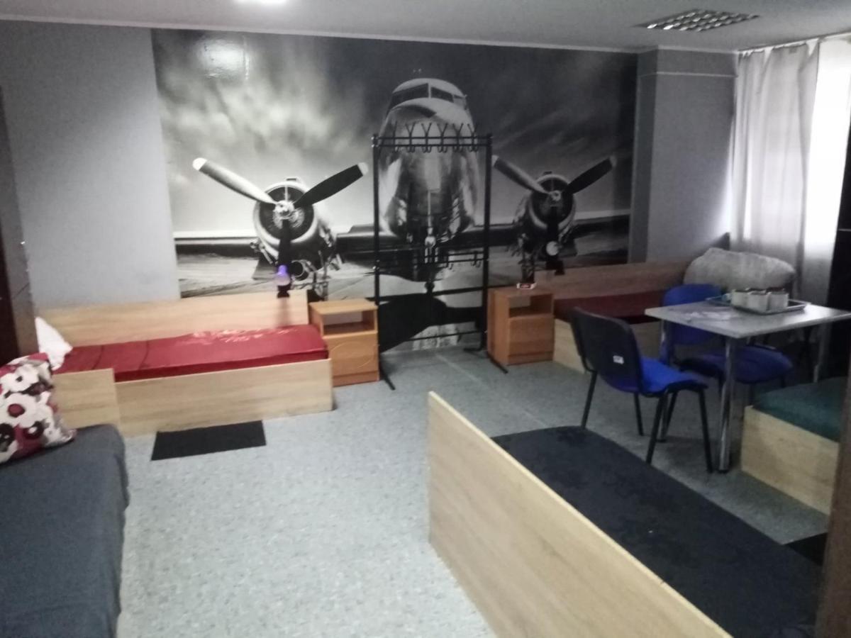 Нау Гостиница Kiev Exterior foto